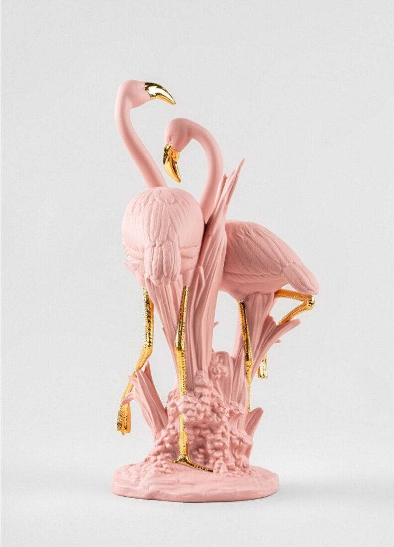 The Flamingos Sculpture. Pink in Lladró