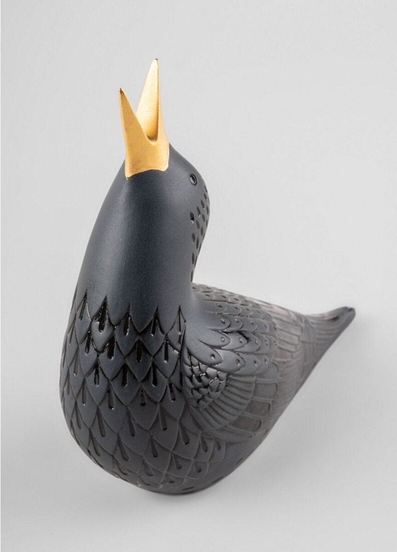 Starling I Figurine. Black in Lladró