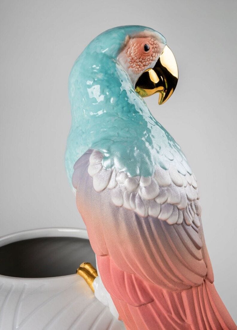 Macaw bird vase. Red in Lladró