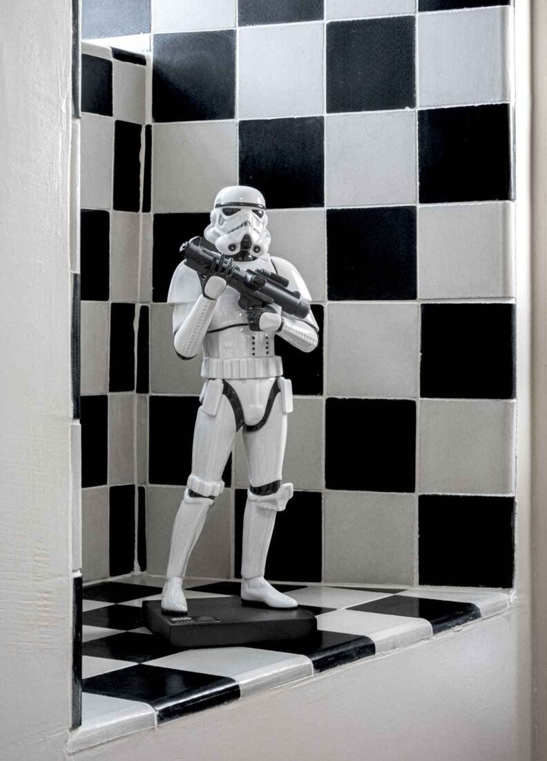 Stormtrooper™ (version 2) Sculpture. Limited Edition | Lladró® USA