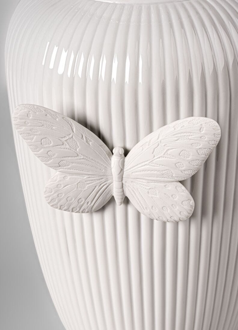 Lady Luck by Olga Hanono vase, 3 of 8