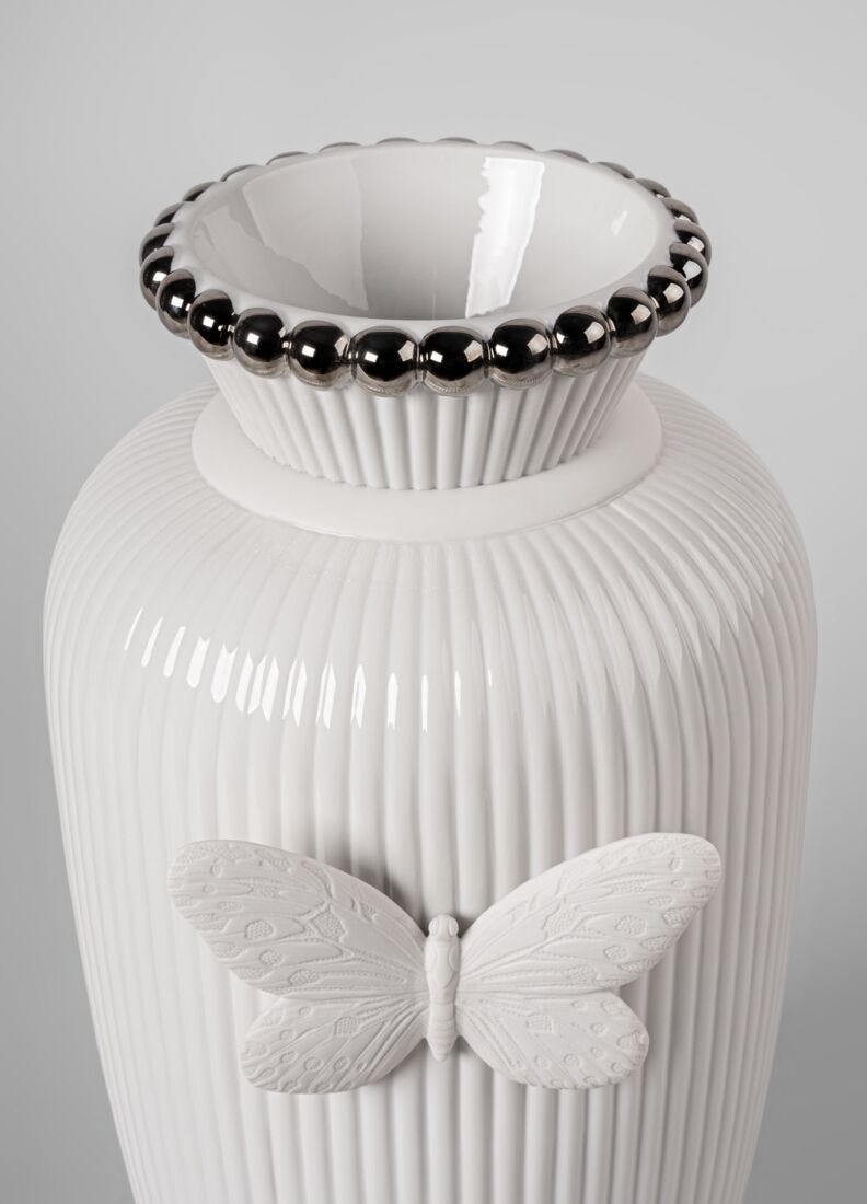 Lady Luck by Olga Hanono vase, 5 of 8