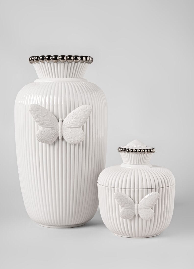 Lady Luck by Olga Hanono vase, 6 of 8