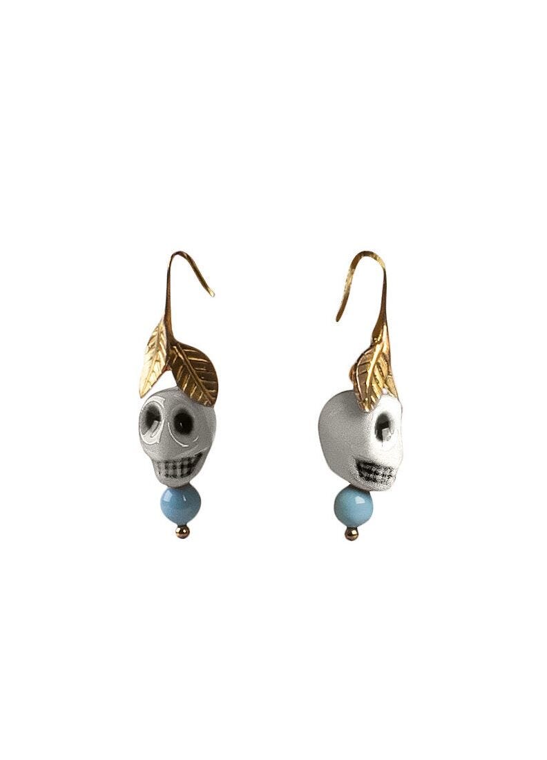 Frida Kahlo skull earrings. White in Lladró