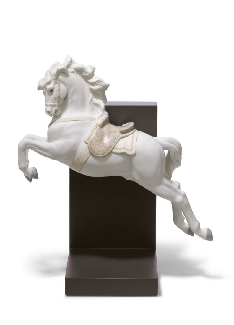 Horse on Pirouette Figurine in Lladró
