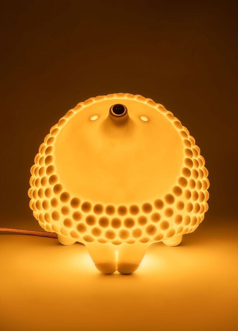 Hedgehog table lamp (UK) in Lladró