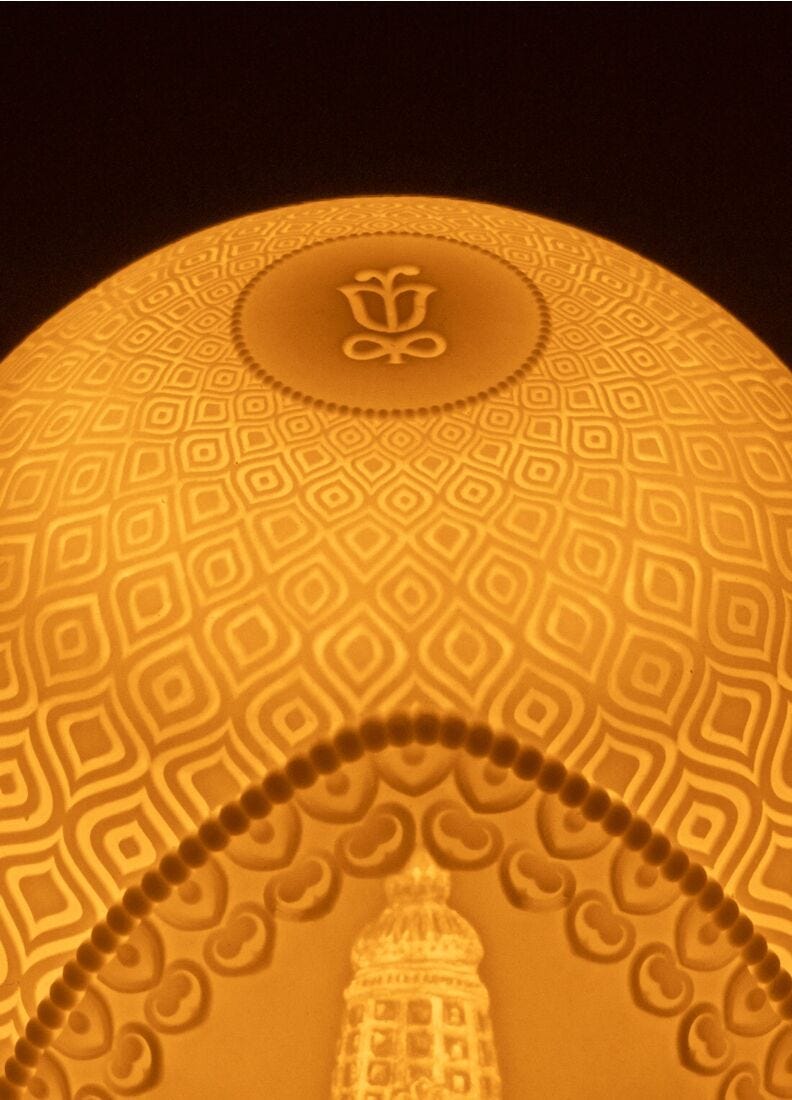 Lord Balaji Dome table lamp in Lladró