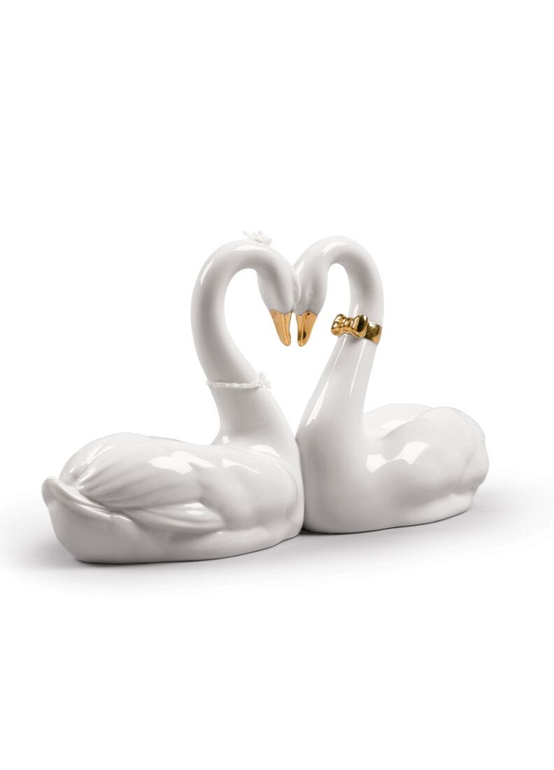 Figura cisnes Corazón blanco. Lustre dorado en Lladró