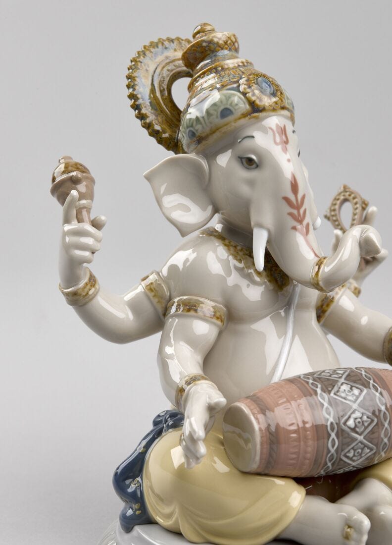 Figura Ganesha con mridangam en Lladró