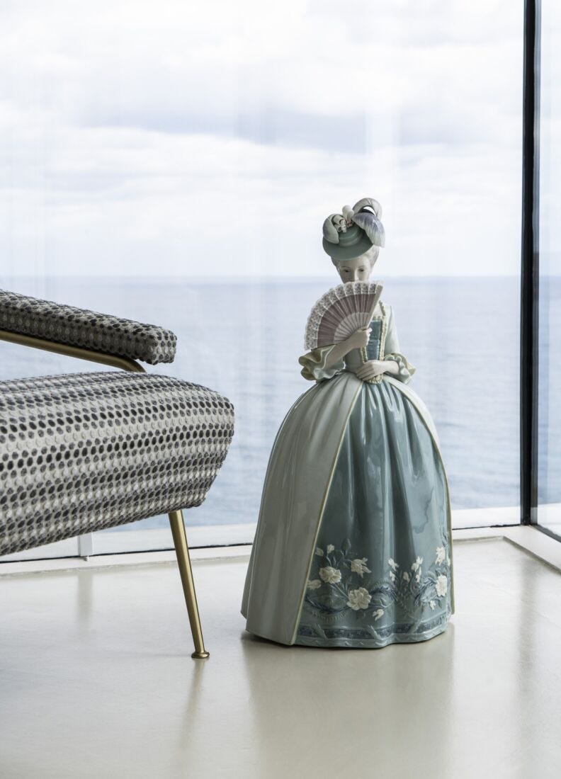 Figura mujer Besos de porcelana. Azul en Lladró