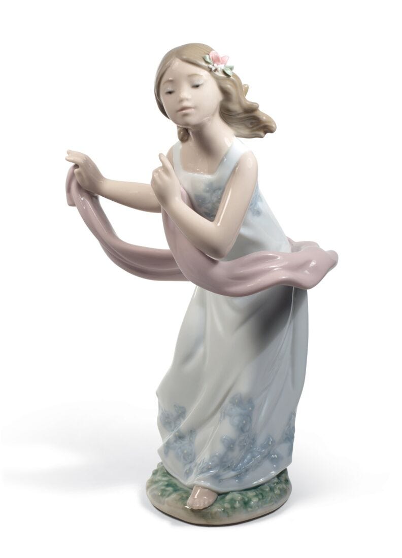Pleasant Breeze Girl Figurine in Lladró