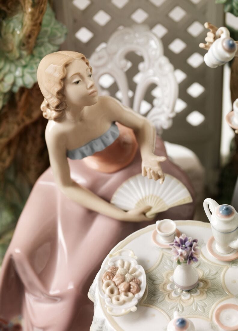 Tea in The Garden Women Sculpture. Limited Edition - Lladro-USA