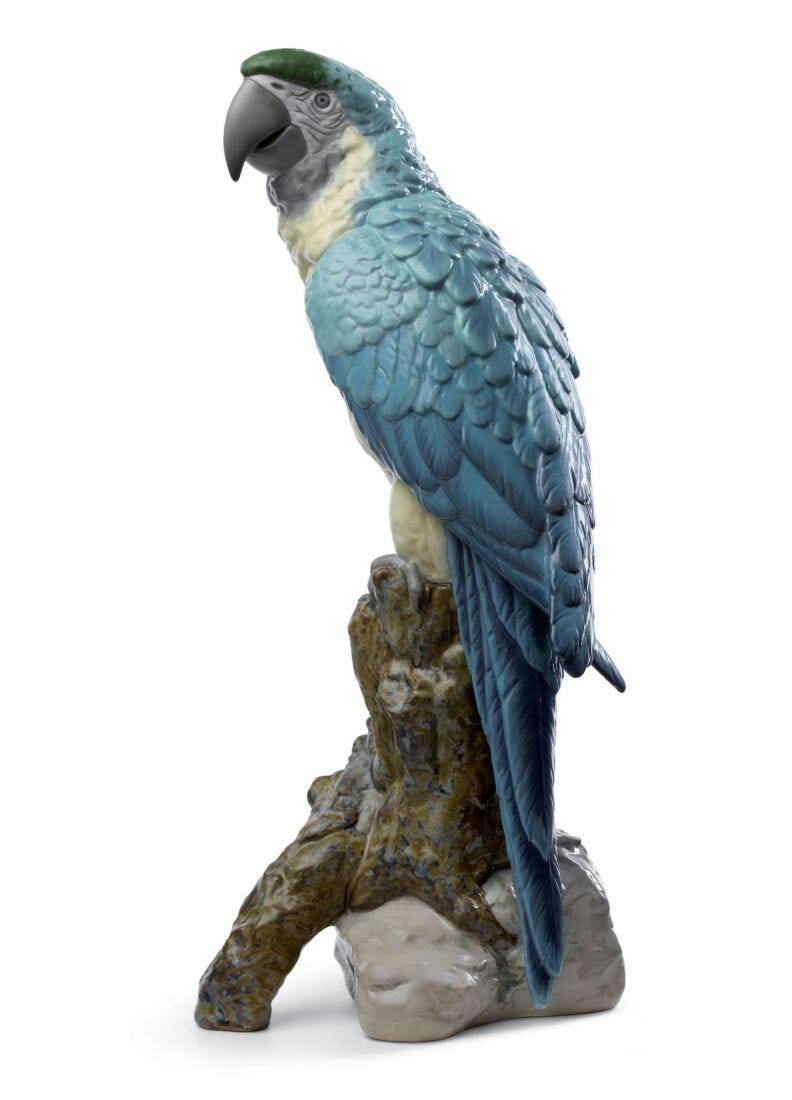 Escultura pájaro Guacamayo en Lladró