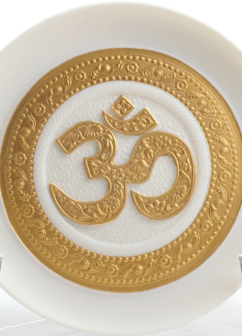 Om Decorative Plate. Golden Lustre in Lladró