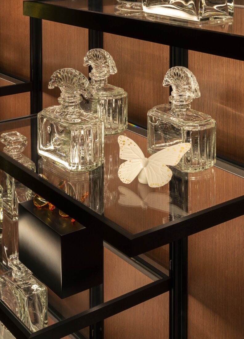 Figura Mariposa. Lustre oro y blanco en Lladró