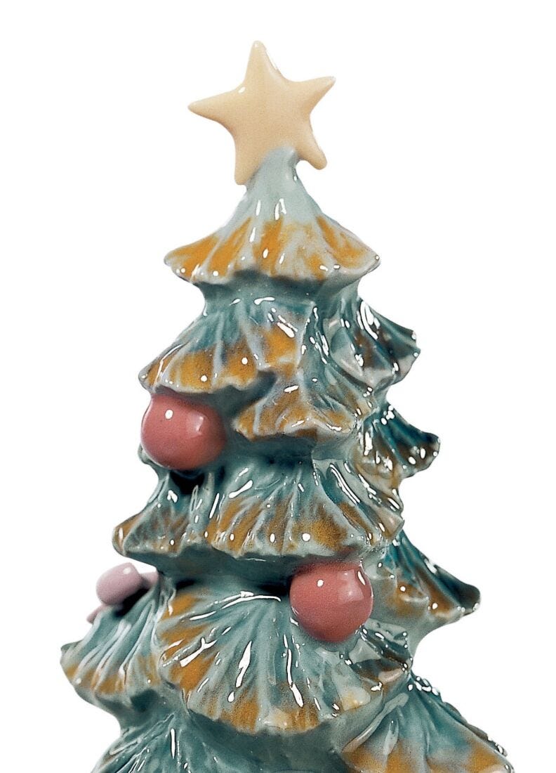 Christmas Tree Figurine in Lladró