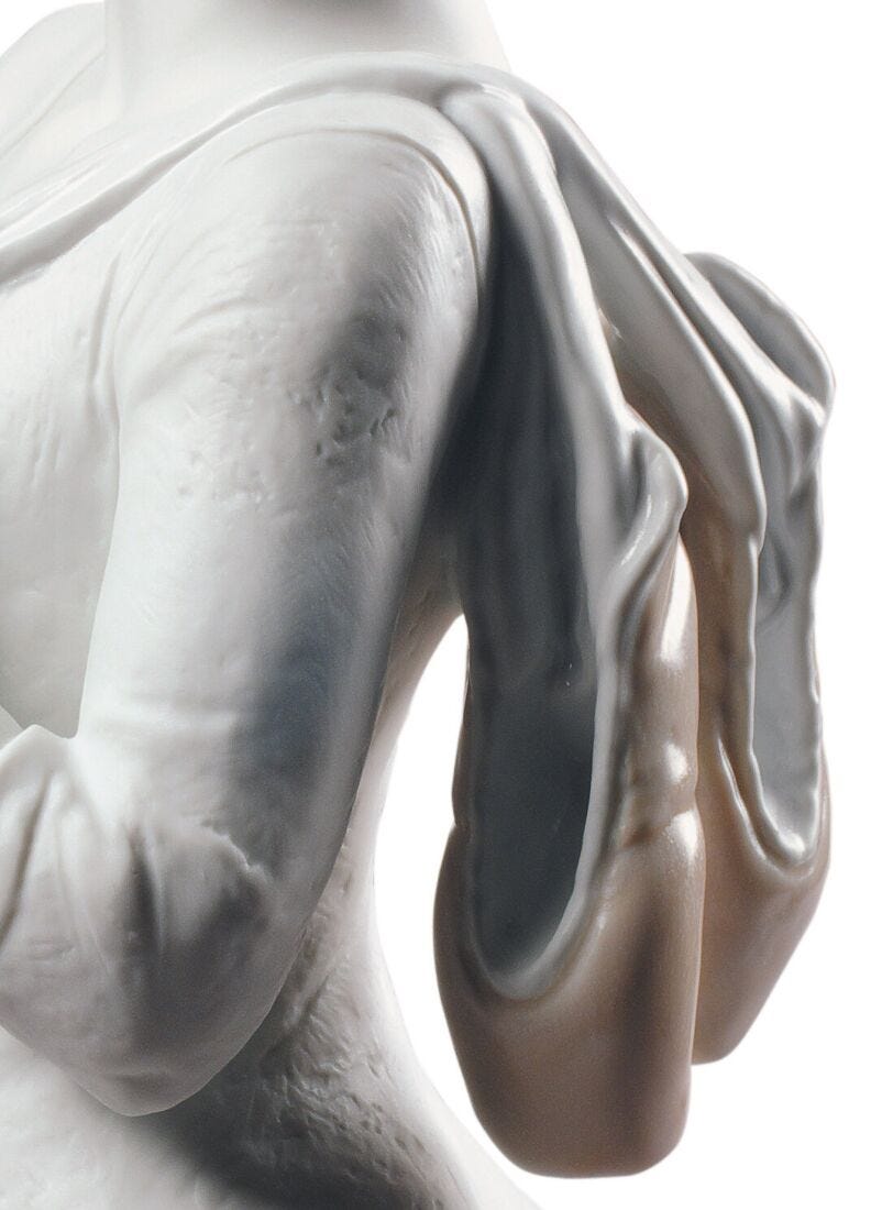 My Dance Class Ballet Figurine. White in Lladró