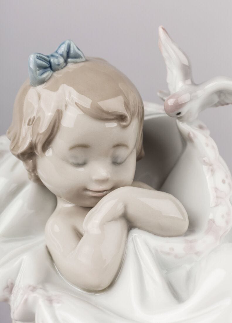 Comforting Dreams Girl Figurine in Lladró