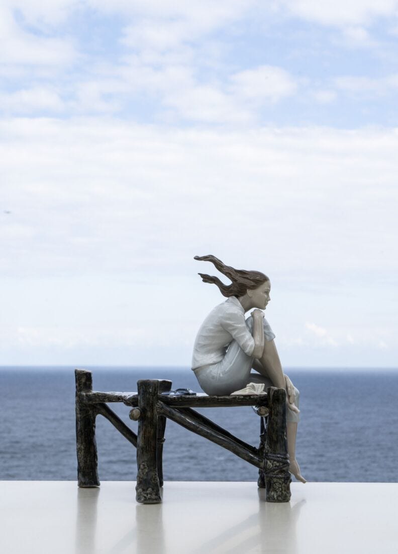 Figurina Donna Tramonto al molo in Lladró