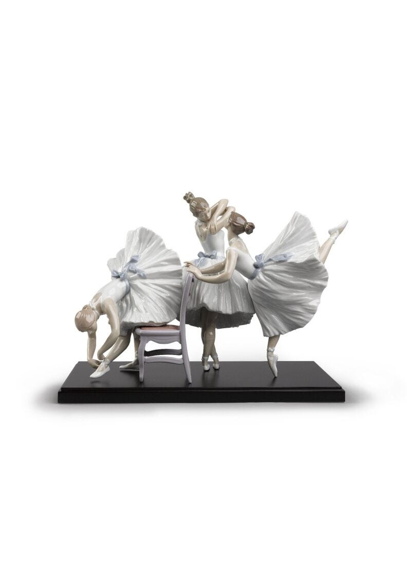Backstage Ballet Figurine. Limited Edition in Lladró