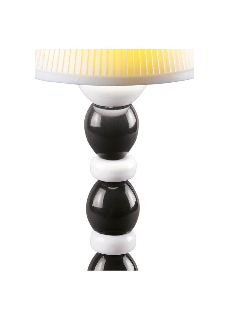Lámpara de mesa Firefly Palm. Blanco y negro en Lladró