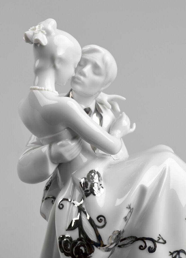 The Happiest Day Couple. Figurine. Silver luster in Lladró