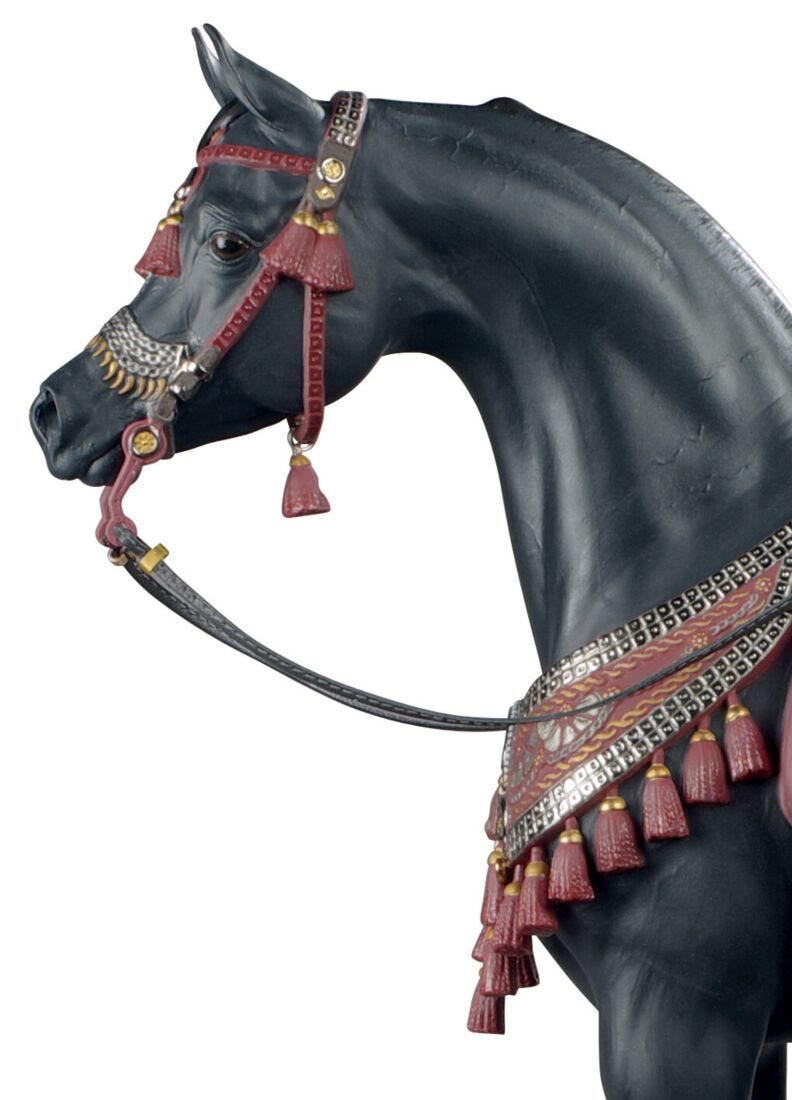 Scultura equestre Pura razza araba. Serie limitata in Lladró