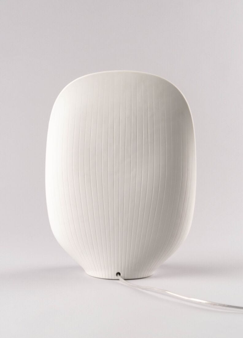 Mirage Table Lamp. (CE) in Lladró