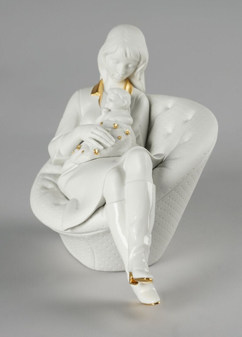 Feels Like Heaven Mother Figurine. Golden Lustre and White in Lladró