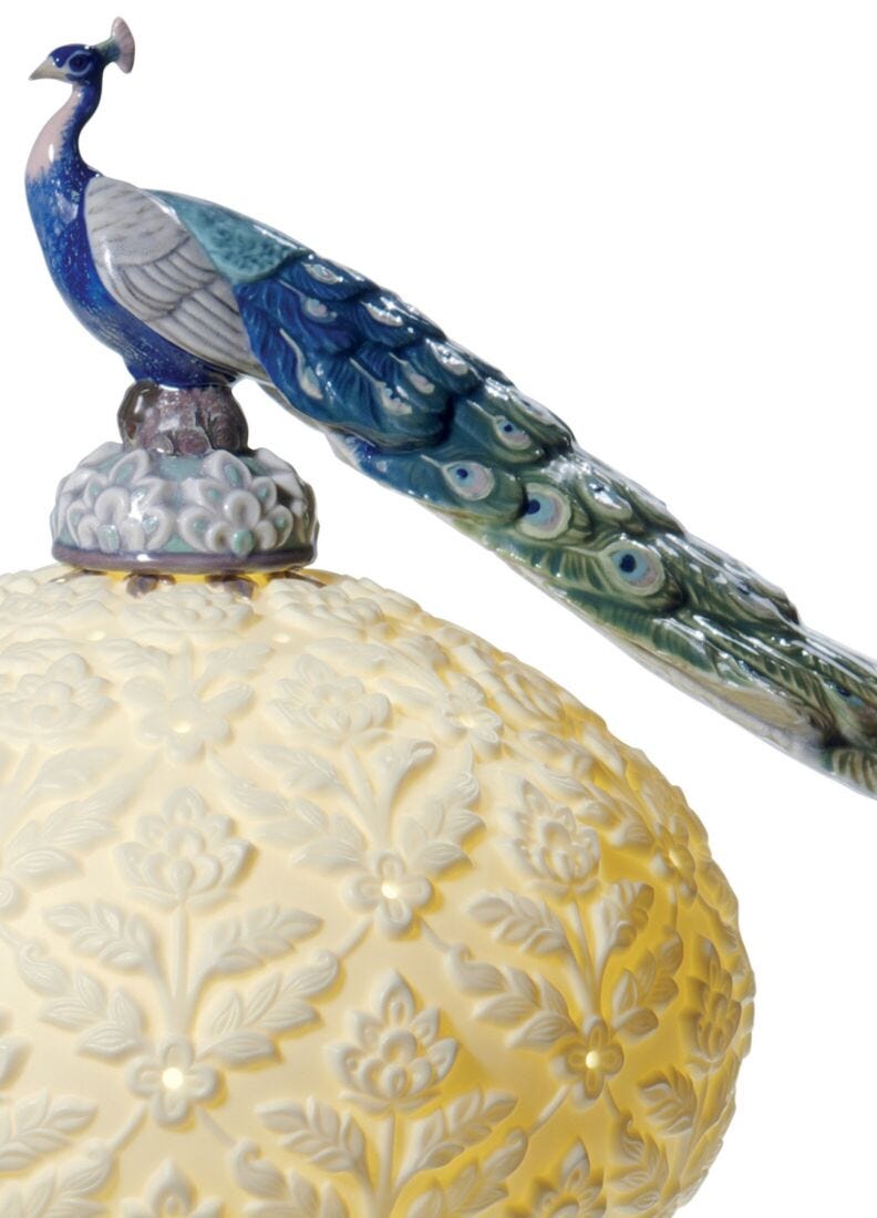 Peacock Table Lamp (US) in Lladró