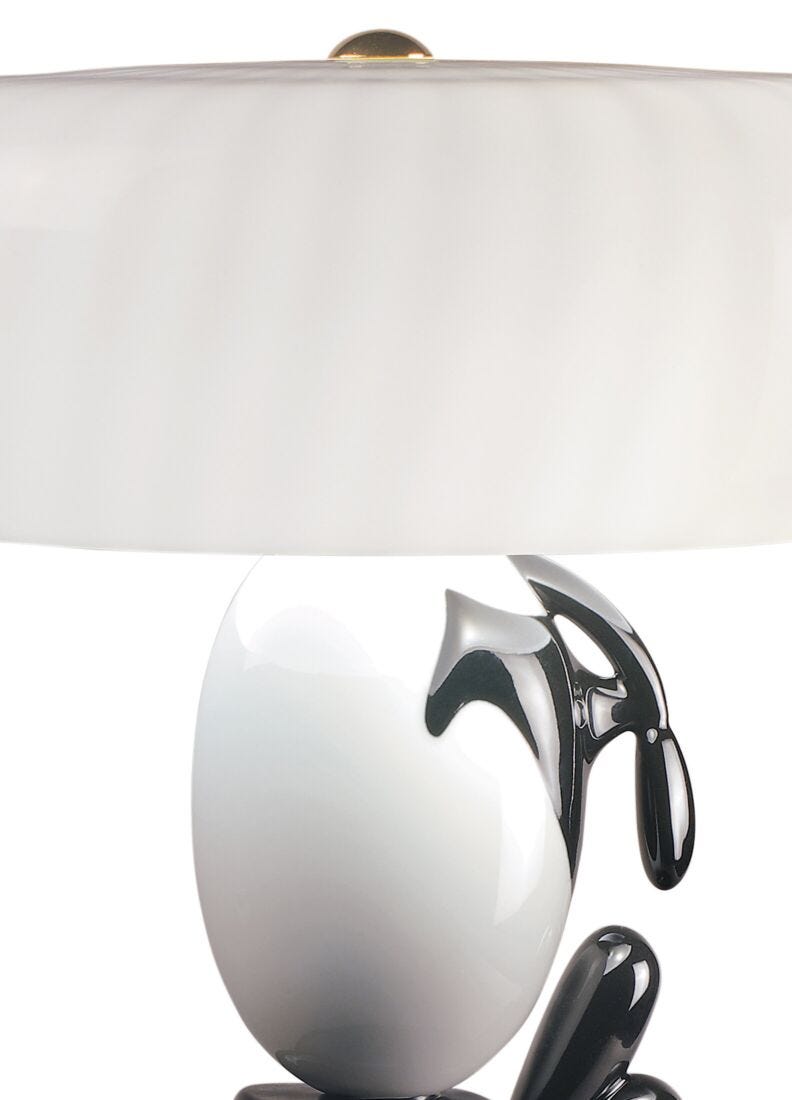 Hairstyle (I/U) Table Lamp (CE) in Lladró