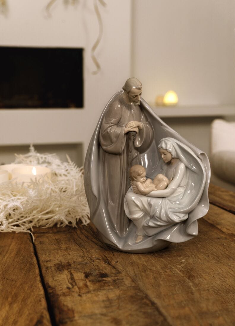 Birth of Jesus Figurine in Lladró