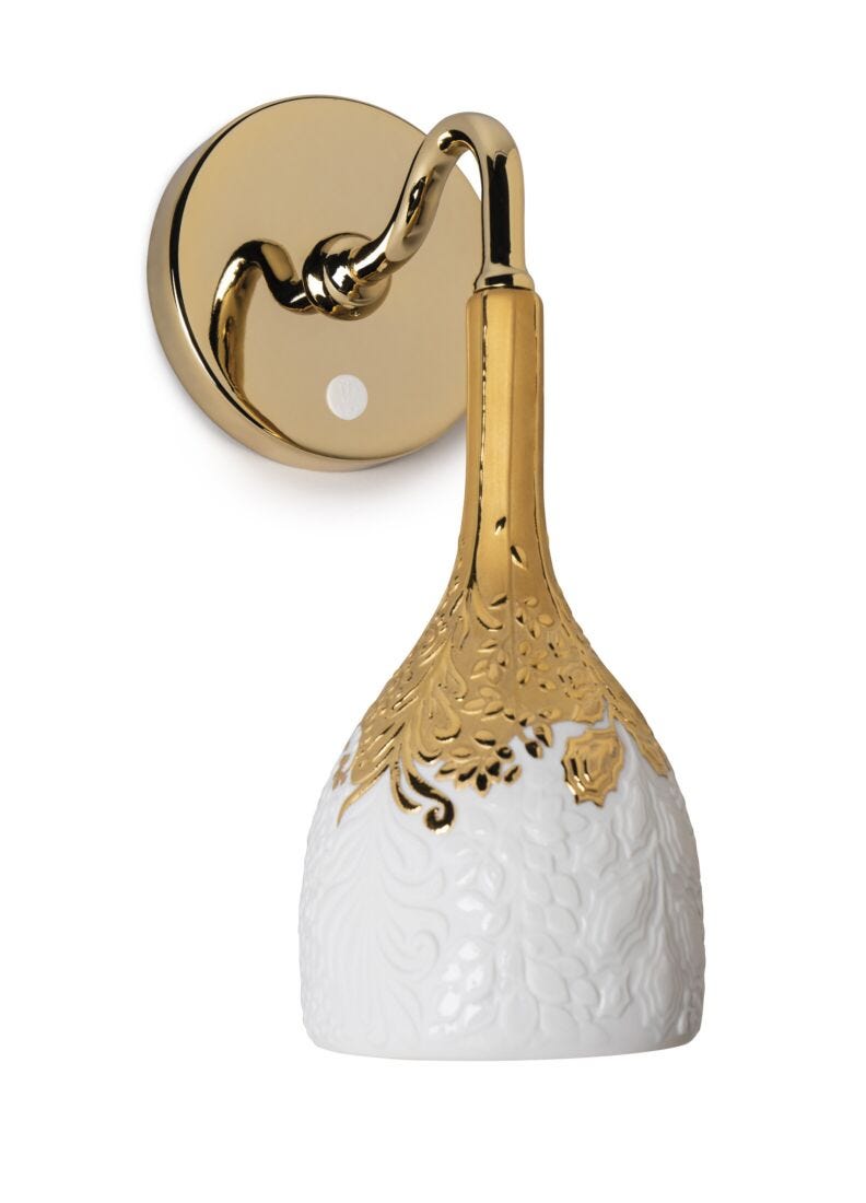 Naturofantastic. Wall Sconce. White and Gold. (US) in Lladró