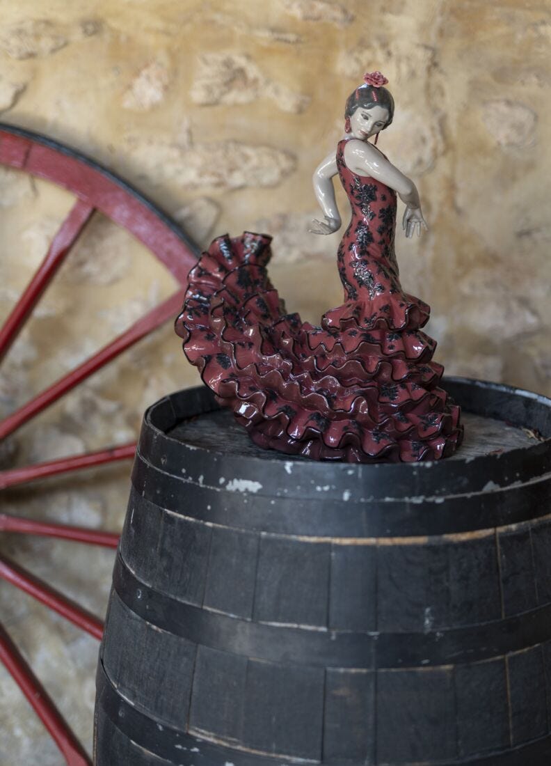 Escultura mujer Arte flamenco. Rojo en Lladró
