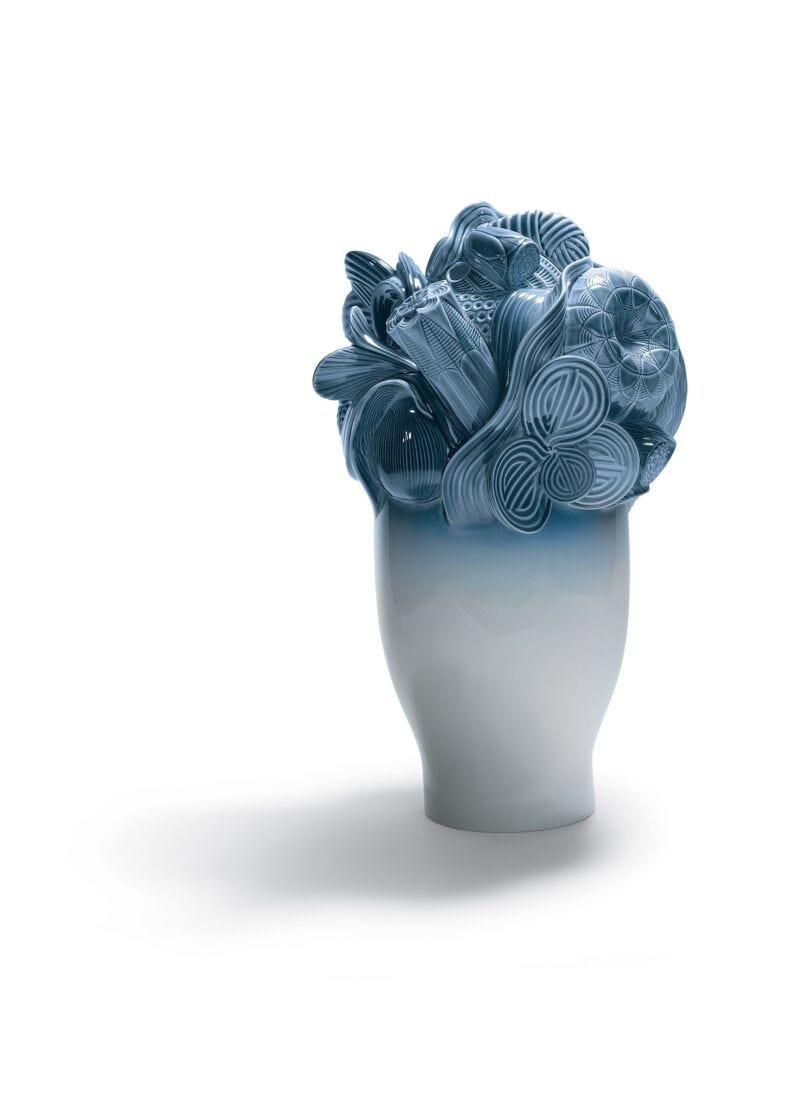 Naturofantastic Vase. Large Model. Blue in Lladró
