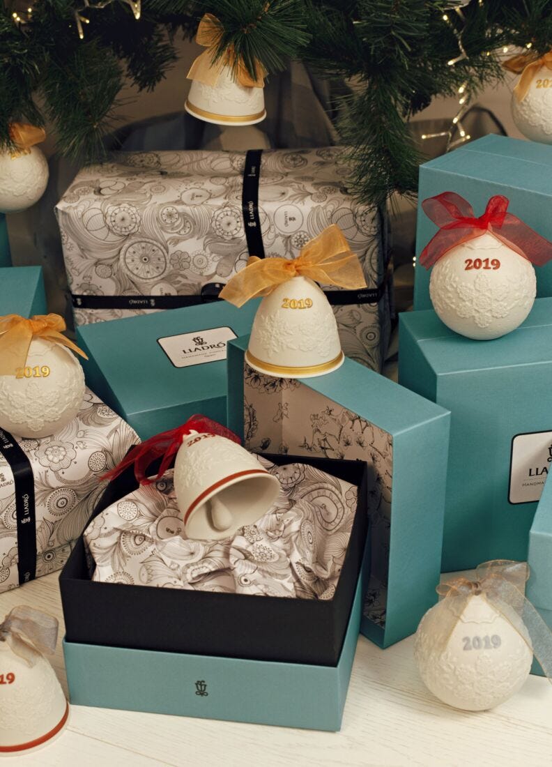 2024 Christmas Bell Set | Lladró Official USA