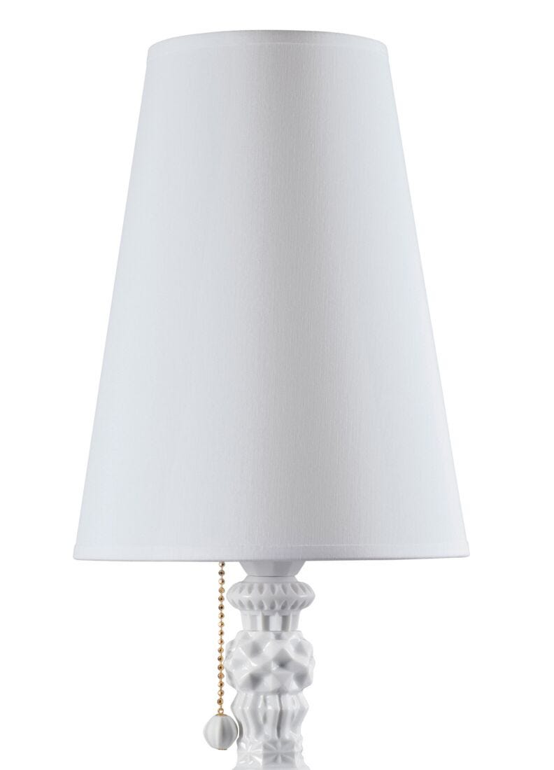 Belle de Nuit Table Lamp. White (UK) in Lladró