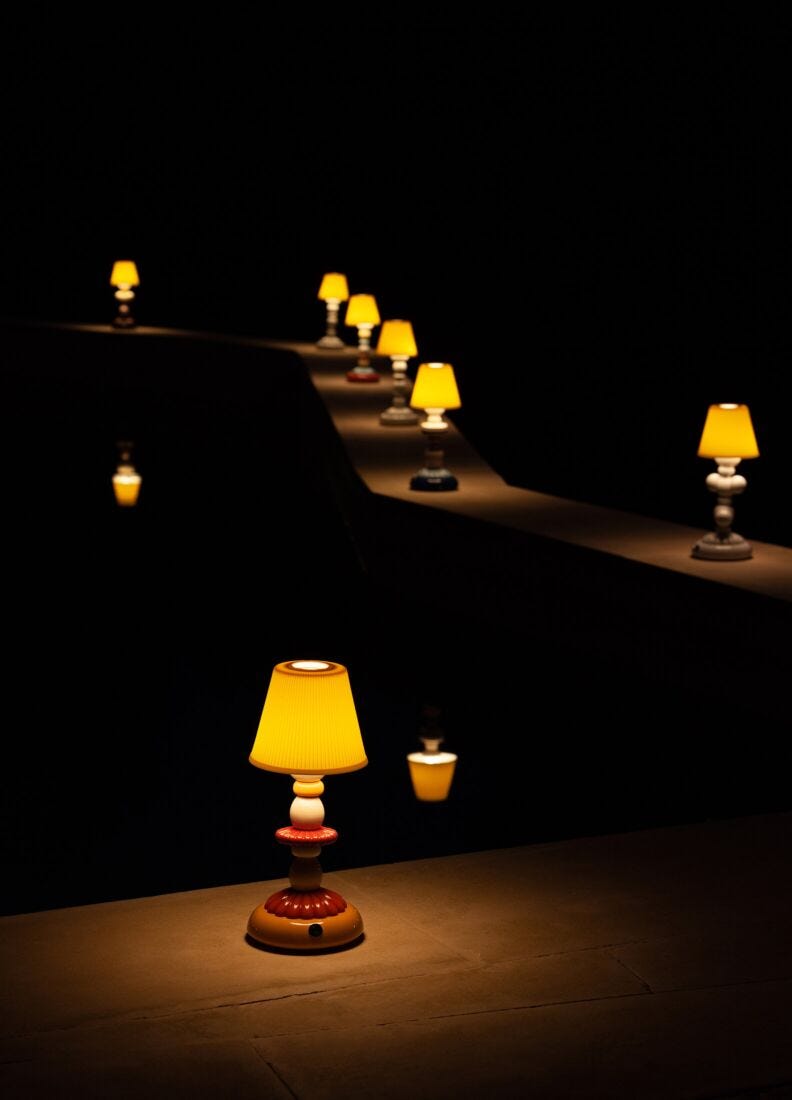 Lámpara de mesa Firefly Lotus. Verde y Azul en Lladró