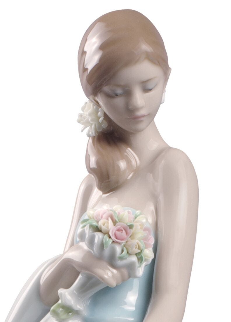 Her Special Day Bride Figurine in Lladró