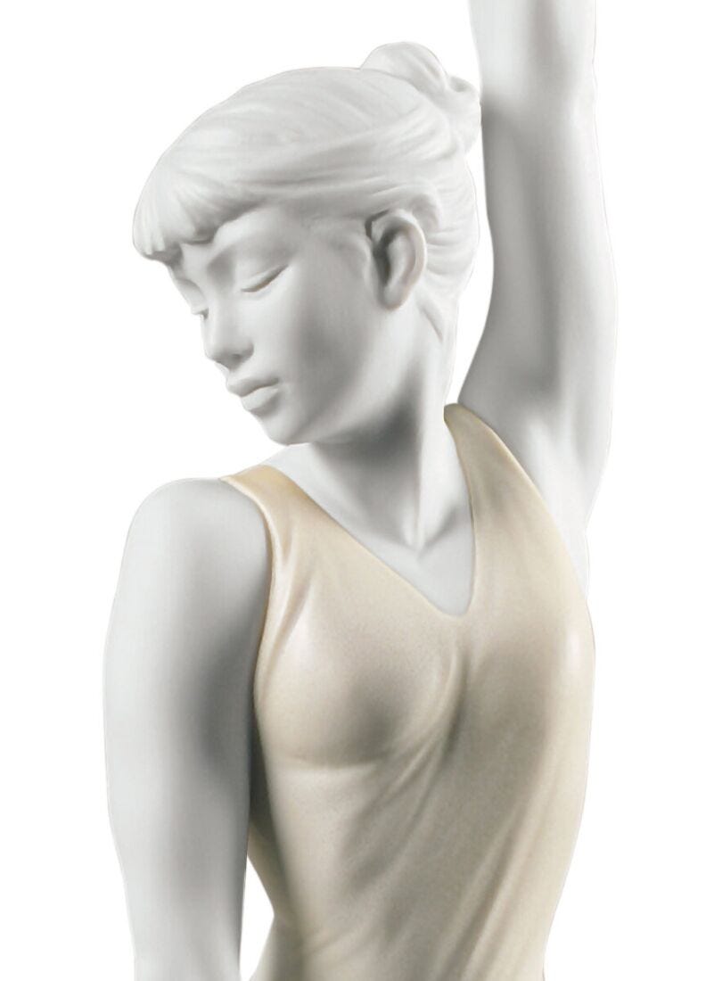 Contemporary Dancer Woman Figurine in Lladró