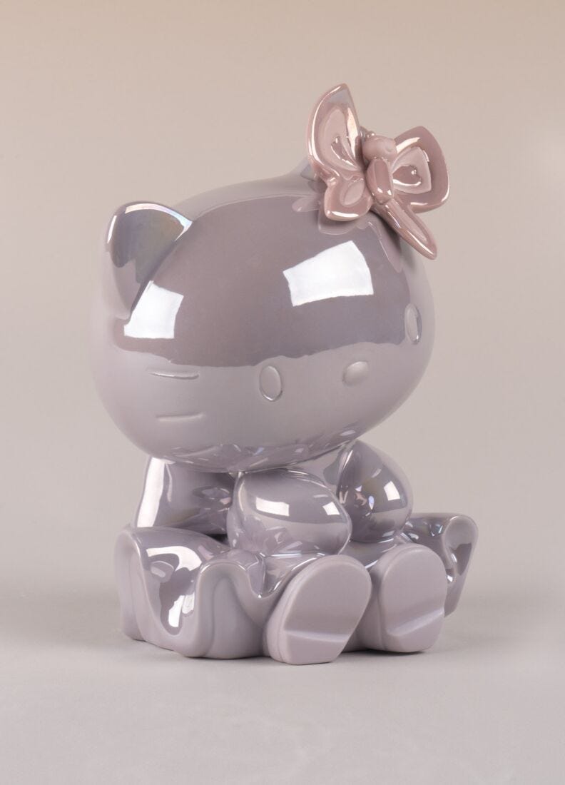 Hello Kitty Figurine in Lladró