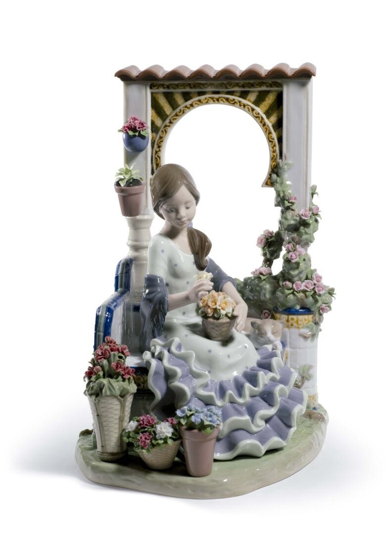 Andalusian Spring Woman Figurine. Limited Edition in Lladró