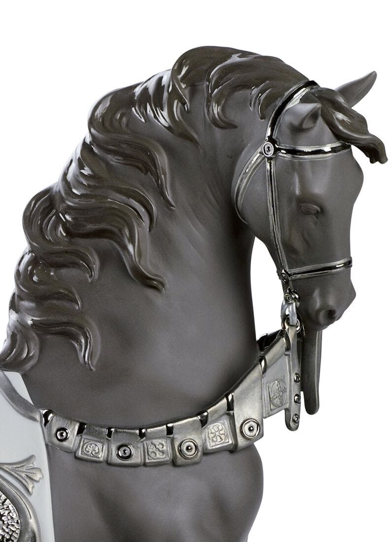 A Regal Steed Horse Sculpture. Silver Lustre in Lladró