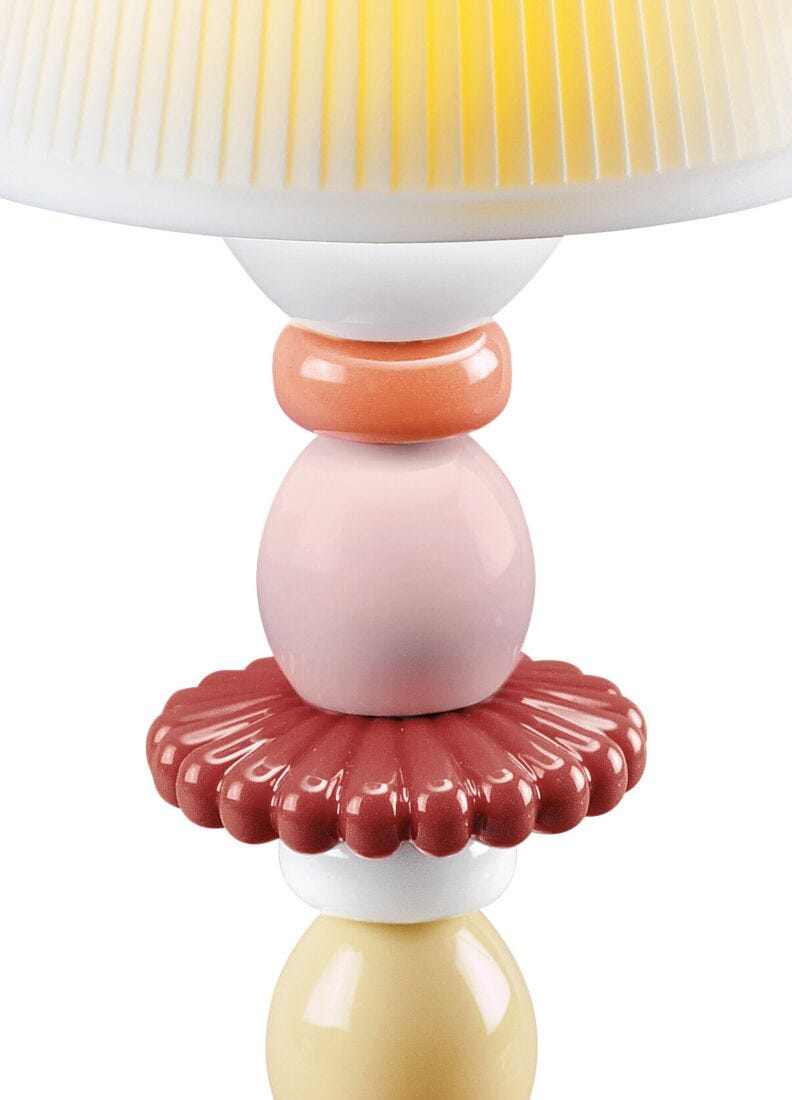 Lotus Firefly Table Lamp. Coral in Lladró