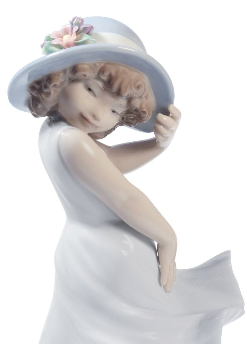 Cute Little Marilyn Girl Figurine in Lladró