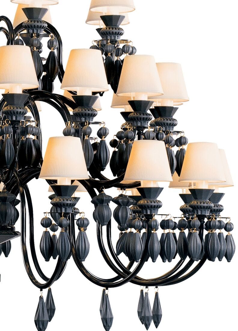 Black chandelier hot sale table lamp