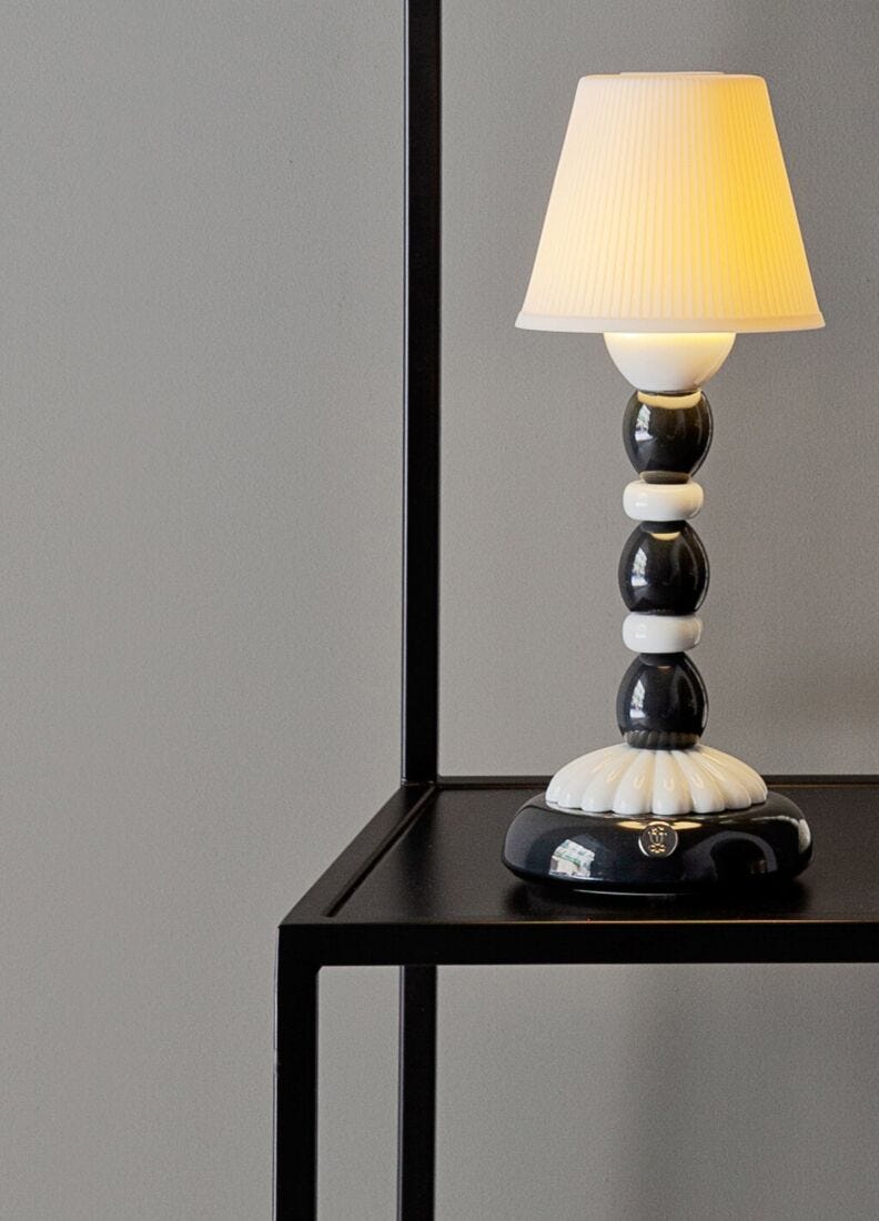 Palm Firefly Table Lamp. Black and White in Lladró