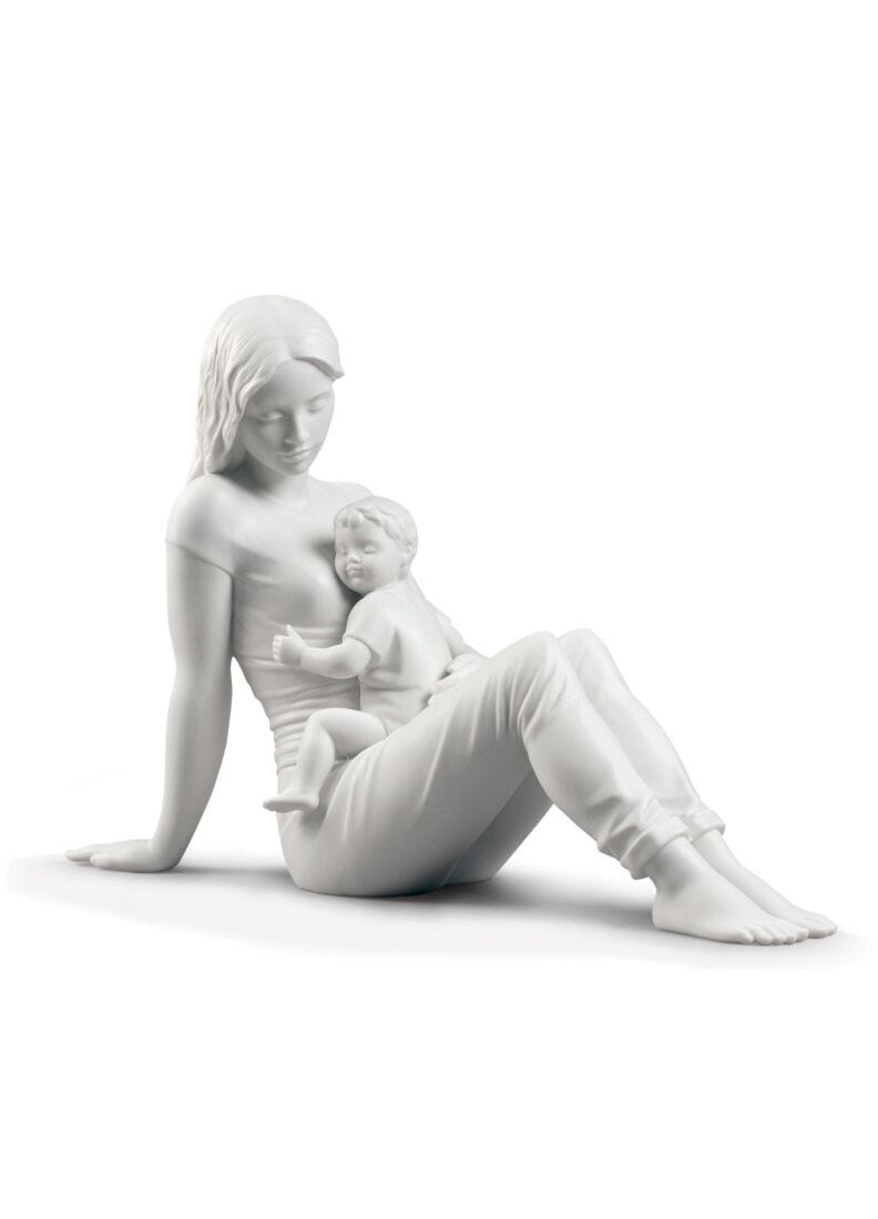 A mother's love Figurine. Matte White in Lladró