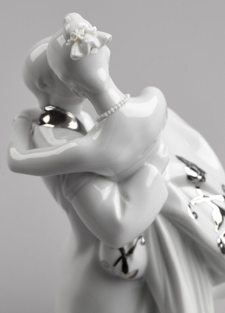 The Happiest Day Couple. Figurine. Silver luster in Lladró