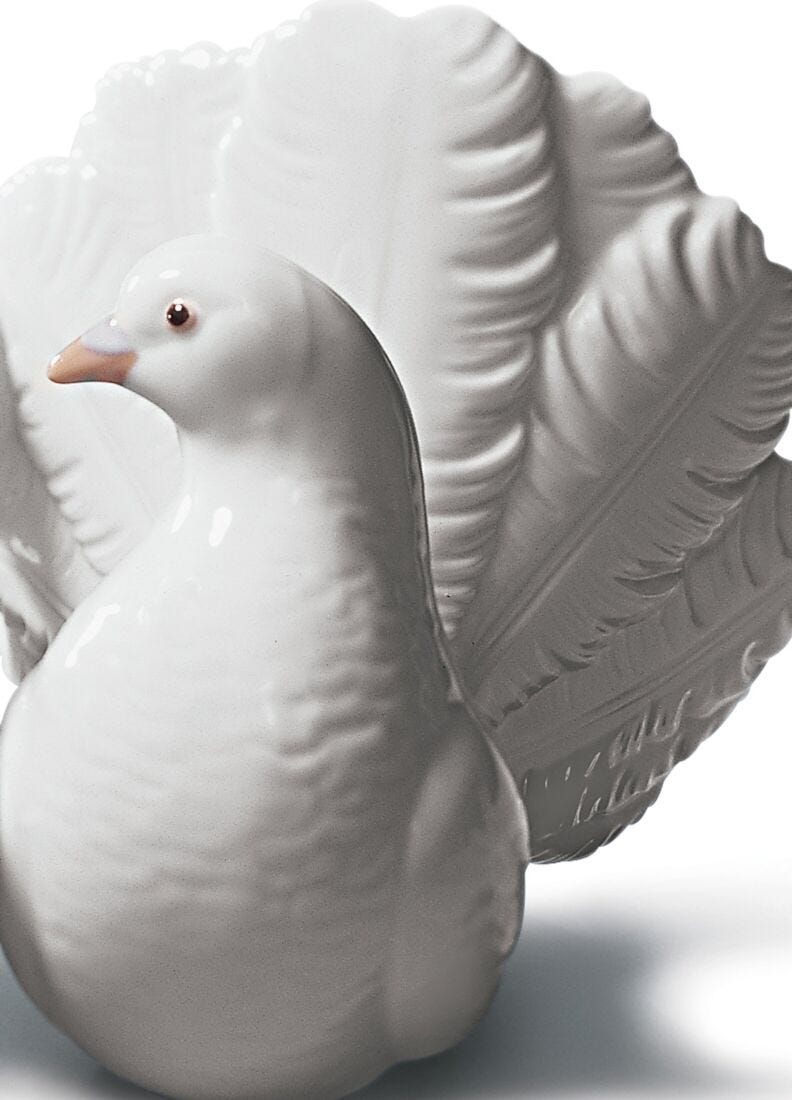 Couple of Doves Figurine in Lladró